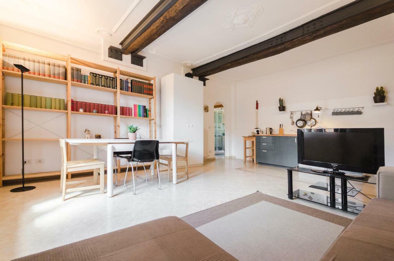 Petroni Apartment Bologna Exteriör bild