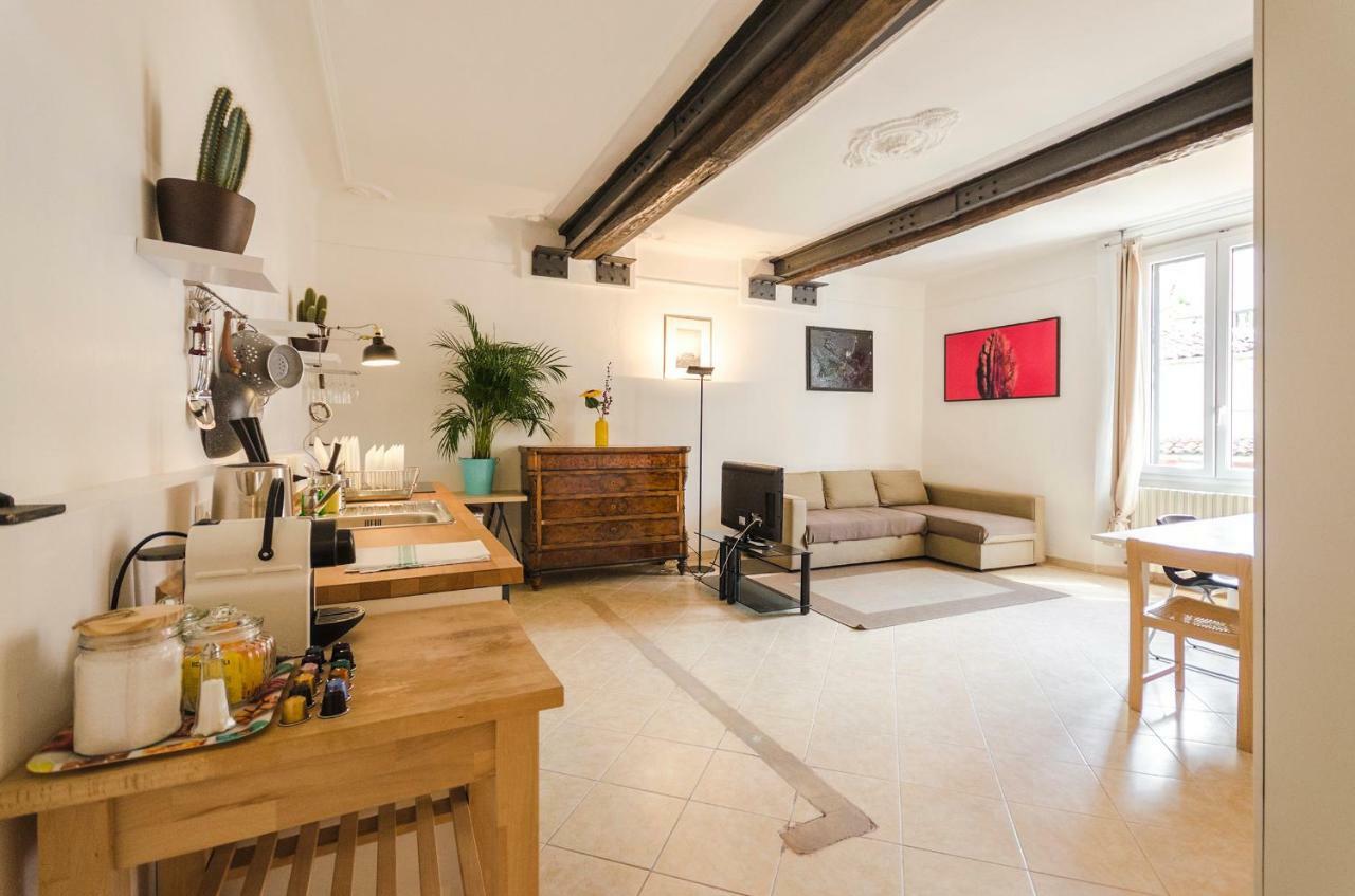Petroni Apartment Bologna Exteriör bild