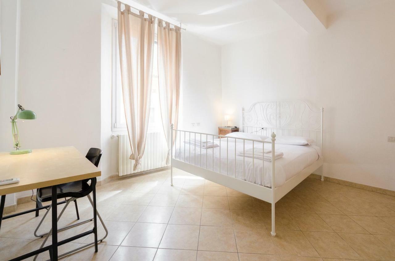 Petroni Apartment Bologna Exteriör bild